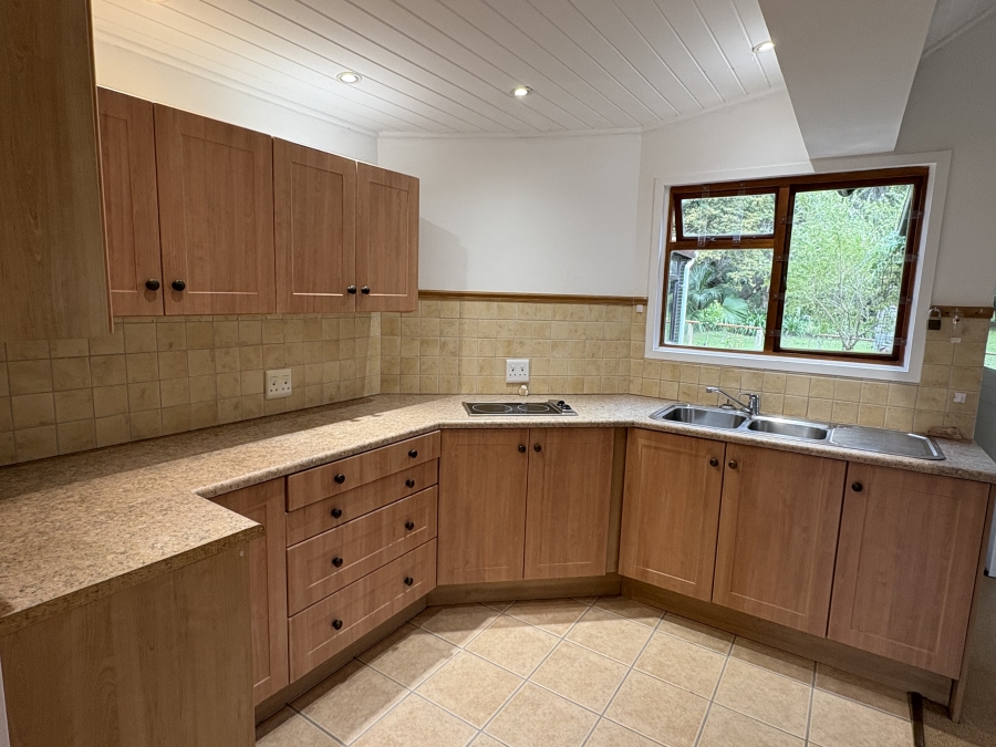 2 Bedroom Property for Sale in Harkerville A H Western Cape